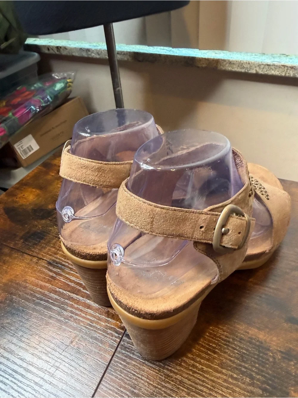 Dansko Deandra Women’s Tan Suede Studded Open-Toe Block Heel Sandals SZ38/ 7.5-8